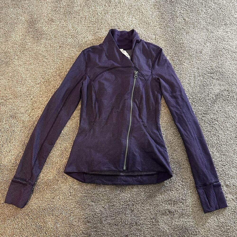 Lululemon Purple Asymmetrical Jacket Women’s Black Size 4 Zip Up
